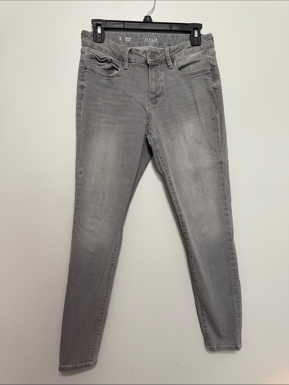a.n.a Grey Skinny Jeans — Slim Fit